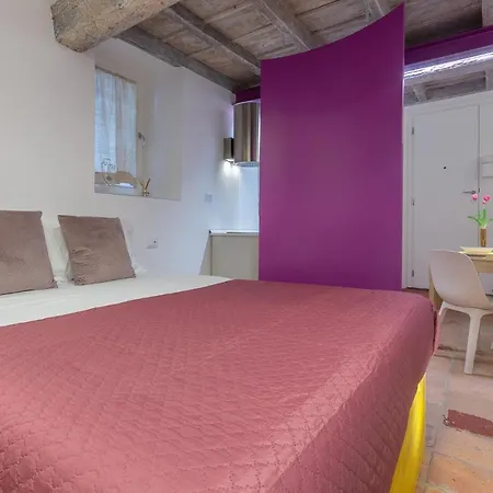 Apartman Guesthost - Mignon Lilac House *